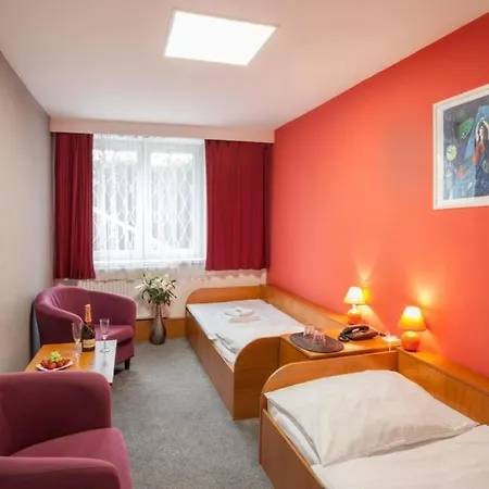 Gol Garni Hotel