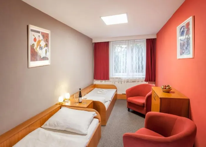 Gol Garni Hotel 3*