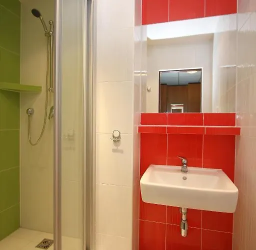 Gol Garni Hotel 3*
